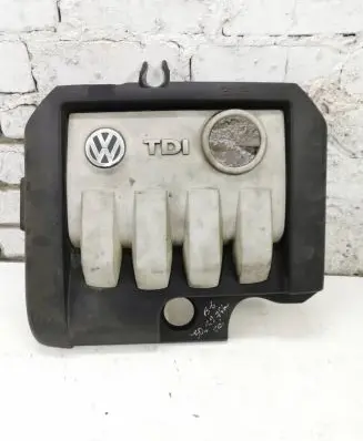 Volkswagen PASSAT B6 Engine cover (trim) 03G103925BL