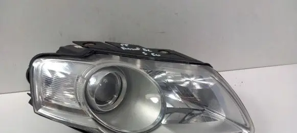 Volkswagen PASSAT B6 Headlight/headlamp
