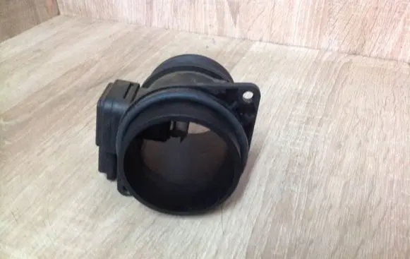 Peugeot 307 Mass air flow meter 9645948780