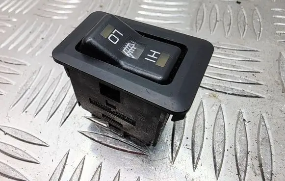 Mitsubishi L200 Seat heating switch 