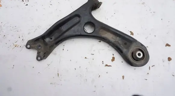 Skoda Citigo Front lower control arm/wishbone