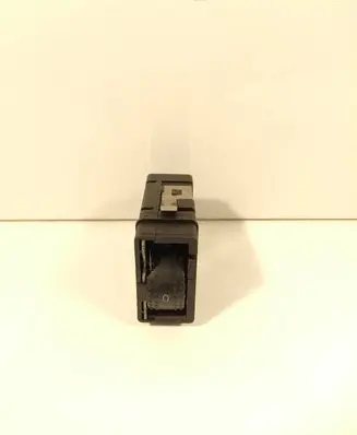 Volkswagen PASSAT B5.5 Seat heating switch 3B0963564D