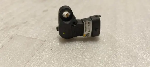 Dacia Sandero III Fuel pressure sensor 175233231R