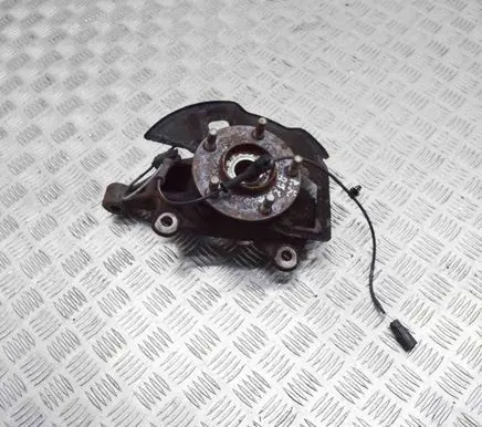 Mazda 6 Front wheel hub