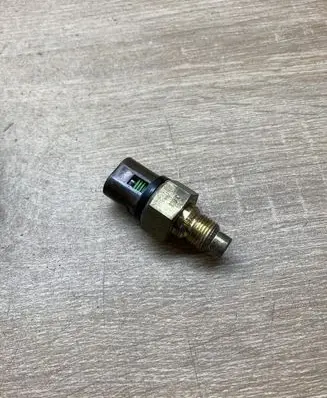 Renault Megane I Coolant temperature sensor 7700810879 269014