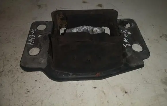 Ford S-MAX Engine mount bracket A14310