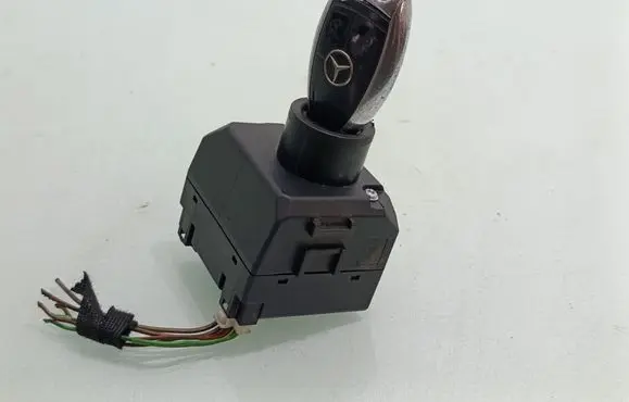 Mercedes-Benz S W221 Ignition lock 2215450308