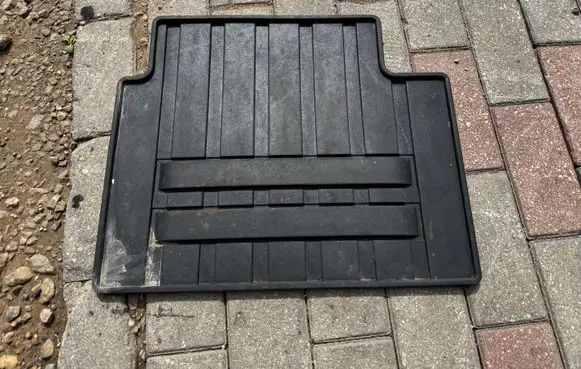 Nissan Qashqai+2 Rear floor mat KE748EY089 KE758EY089