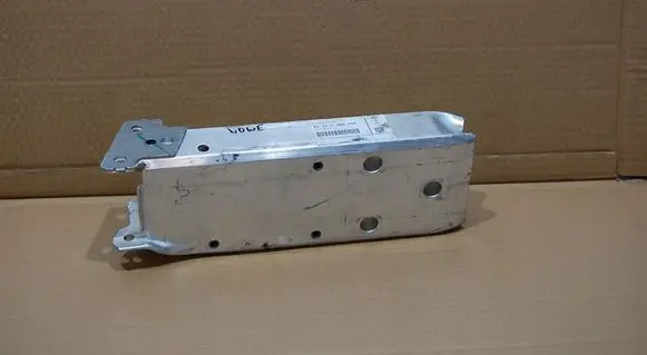 BMW 1 F20 F21 Front bumper shock/impact absorber 7266192