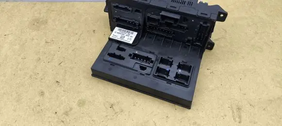 Mercedes-Benz E W211 Fuse module 2115457301