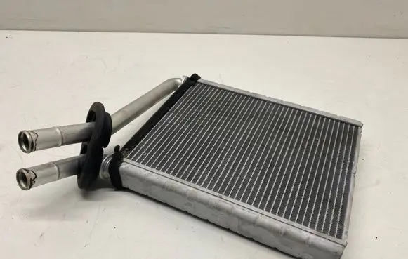 Toyota RAV 4 (XA40) Heater blower radiator
