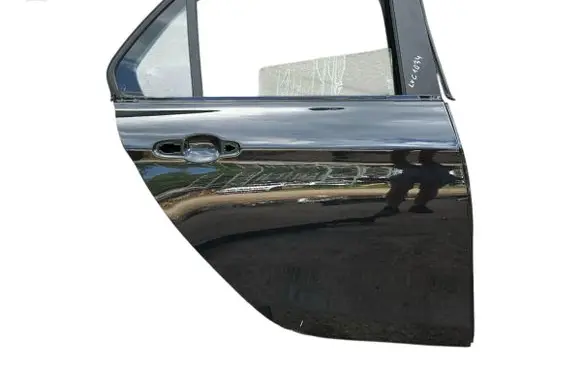 Fiat Tipo Rear door