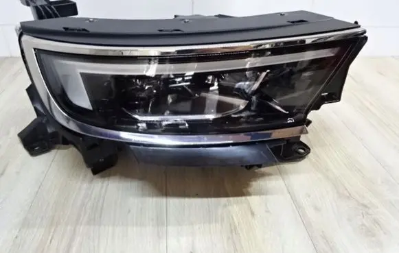 Opel Mokka B Headlight/headlamp 9834016680 368158932