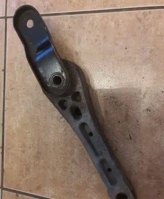 Volkswagen Golf V Engine mount bracket 1k0199855l