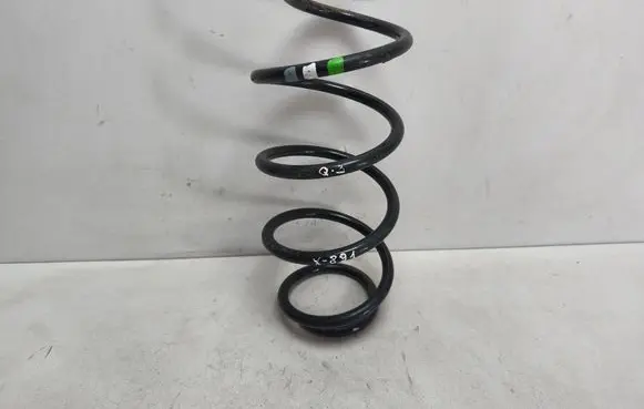 Audi Q3 8U Front coil spring 