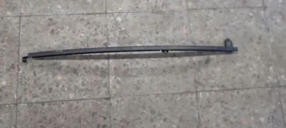 Toyota Yaris Door glass rail 