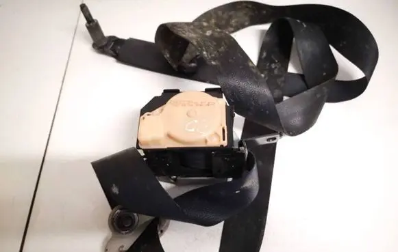 Nissan X-Trail T31 Front seatbelt tkah2eg461 tk-ah2-eg461