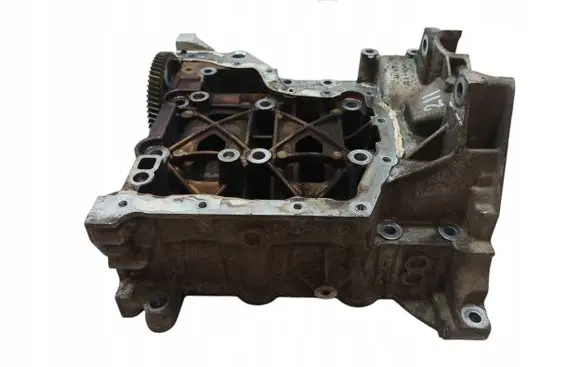 Volkswagen Polo IV 9N3 Oil sump 03Q103166H