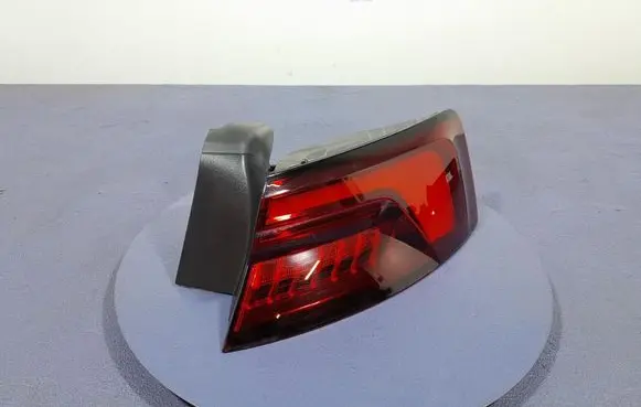 Audi A5 8T 8F Rear/tail lights 8W6945092G