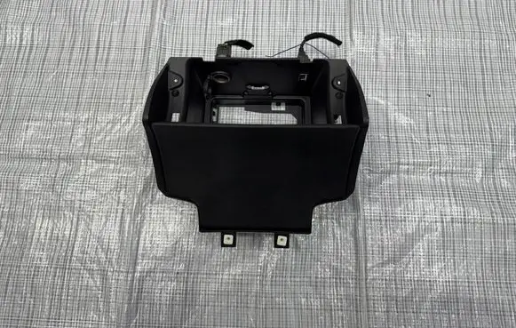 Citroen DS7 Crossback Glove box