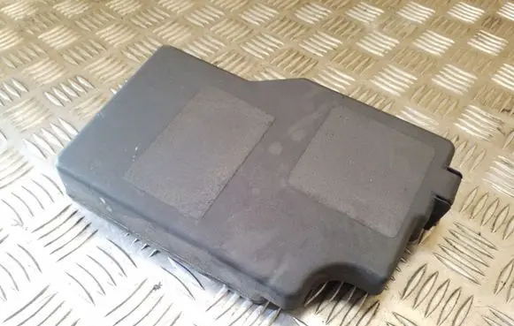Fuse box cover