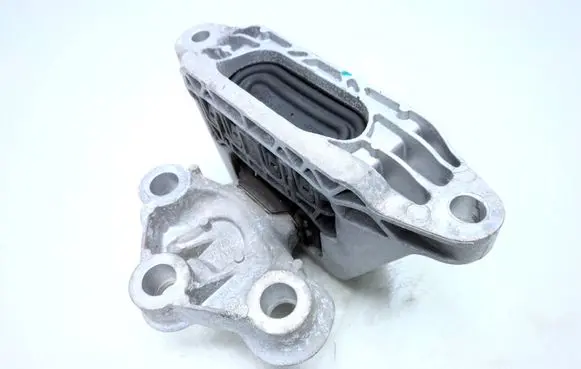 Opel Insignia B Engine mount bracket 84248716