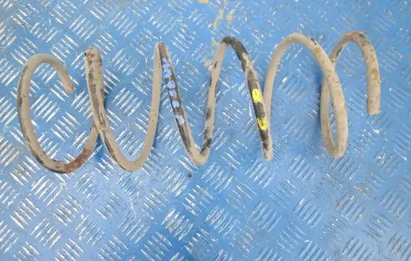 Citroen Saxo Front coil spring