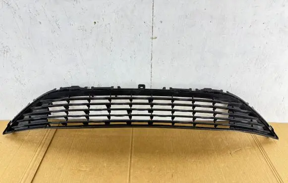 Opel Corsa F Front bumper lower grill 9829831980