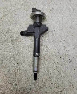 Mazda 6 Fuel injector 13H50B