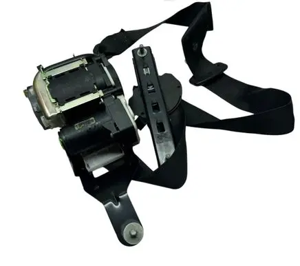 Mercedes-Benz CLS C218 AMG Front seatbelt 621933200E