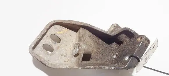 Ford Escort Engine mounting bracket 95ab6031aa 95ab-6031-aa