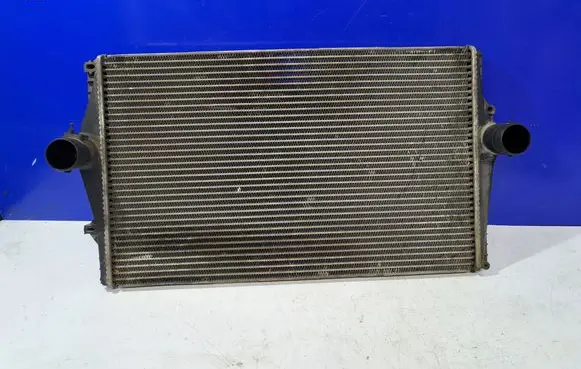 Volvo S80 Intercooler radiator 8649471