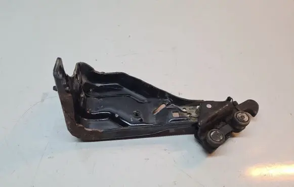 Citroen C8 Sliding door lower roller guide/hinge 