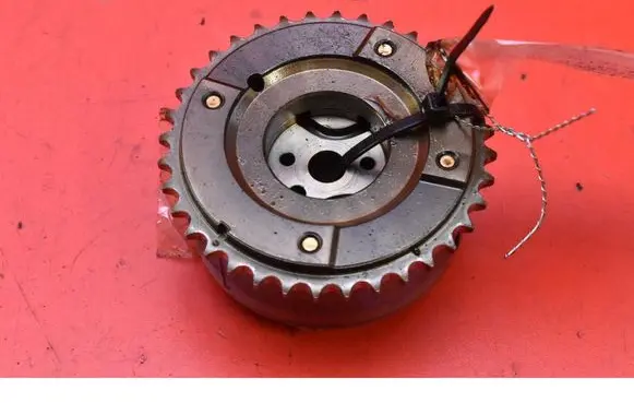 Toyota Avensis T270 Crankshaft pulley