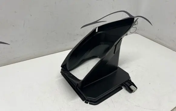 BMW iX3 Intercooler air channel guide 8068601 226775 51748068601