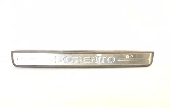 KIA Sorento Side skirt front trim 858873E000