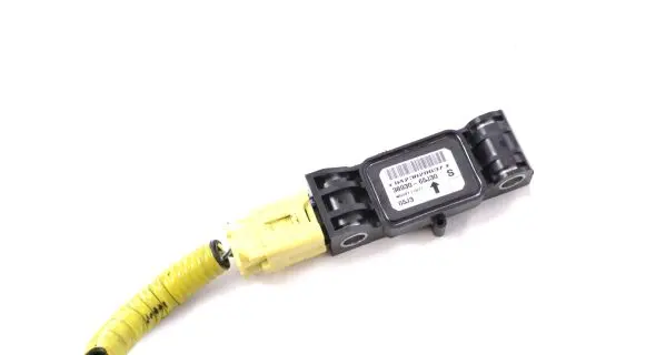 Suzuki Grand Vitara II Airbag deployment crash/impact sensor 3893065J30