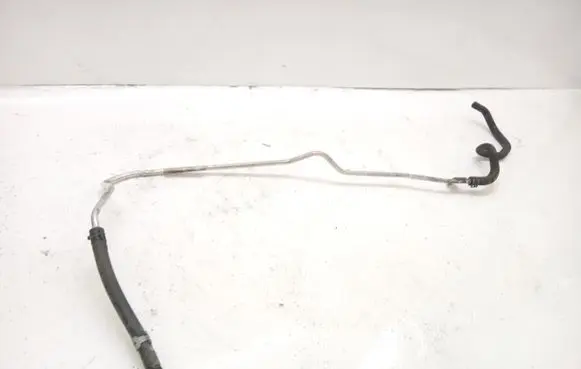 Mercedes-Benz C W204 Engine coolant pipe/hose 3014699