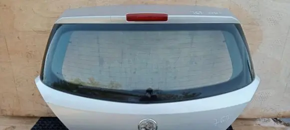 Opel Astra H Tailgate/trunk/boot lid