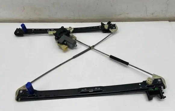 Land Rover Discovery 5 Front door window regulator with motor E840368007A E012405001A