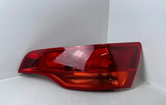 Audi Q7 4L Rear/tail lights 273302