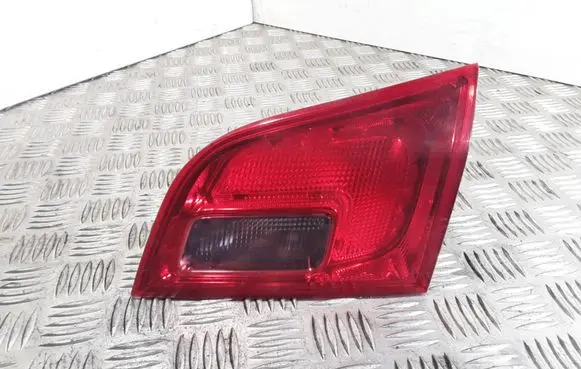 Opel Astra J Tailgate rear/tail lights 13282247
