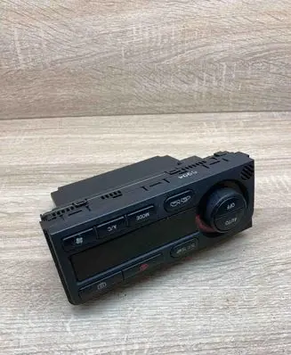 Subaru Legacy Climate control unit 72311AE080 2N43034700