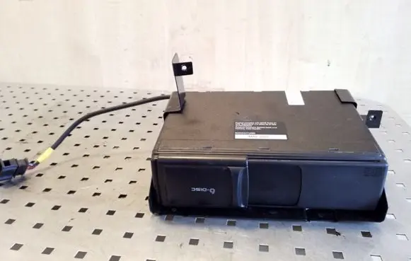 CD/DVD changer