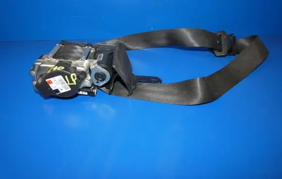 Volvo XC90 Front seatbelt 39844546 24022016 626949400