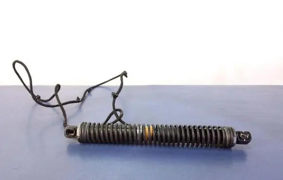 BMW 7 F01 F02 F03 F04 Shock absorber/damper mounting bracket 7185713