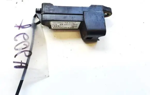 Audi A6 S6 C5 4B Airbag deployment crash/impact sensor 4b0959643b 0230607md65l