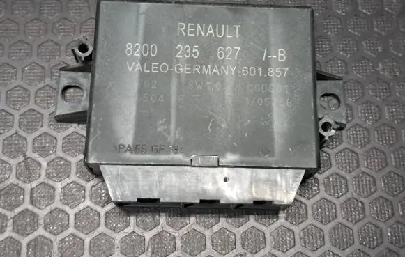 Renault Scenic II - Grand scenic II Parking PDC control unit/module 8200235627