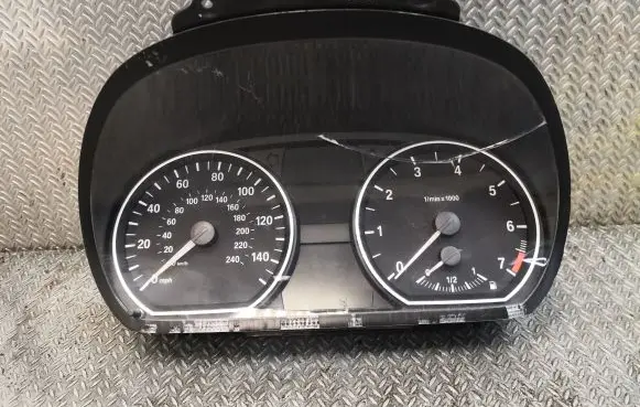 BMW 1 E81 E87 Speedometer (instrument cluster) 9187039