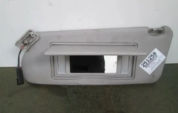 Opel Omega B1 Sun visor